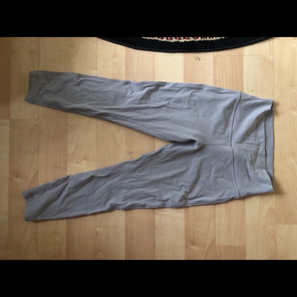 Lululemon Align - Picture 4 of 4